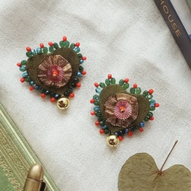Dilbar Handcrafted Stud Earrings