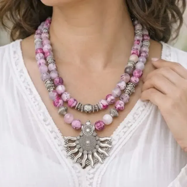 Tarini Suraj - Agate Bead Neckwear