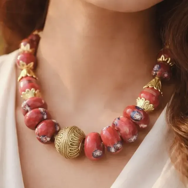 Surkh Saaj Choker Set