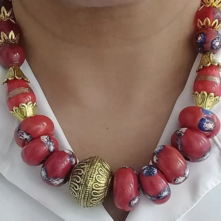 Surkh Saaj Choker Set